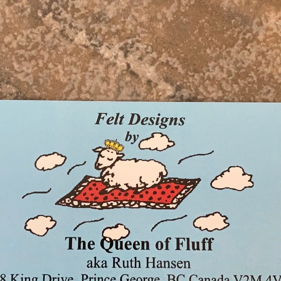 Hand Felted Floral Pins Brooches - Picture 9 of 9